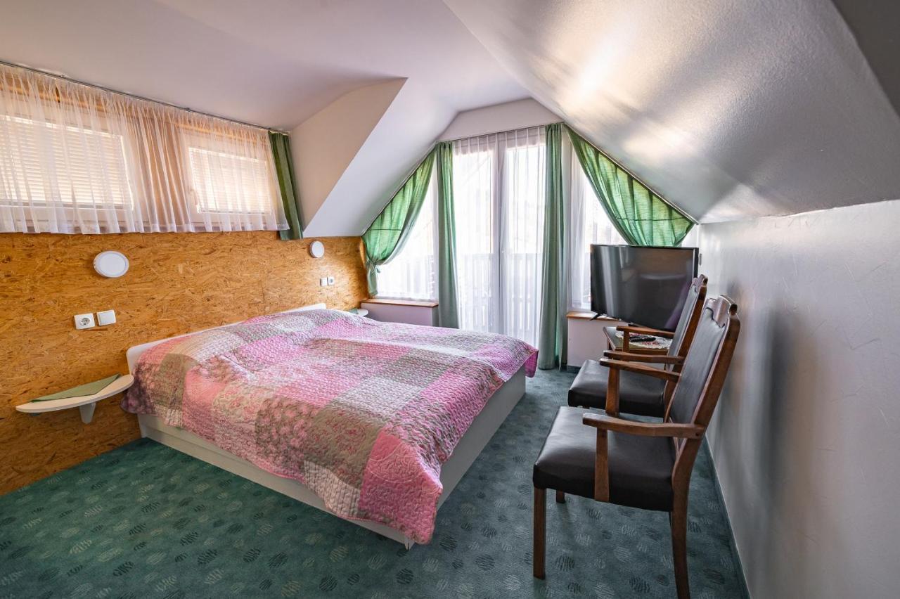Slovenian Traditional Guest House Begunje na Gorenjskem Habitación foto